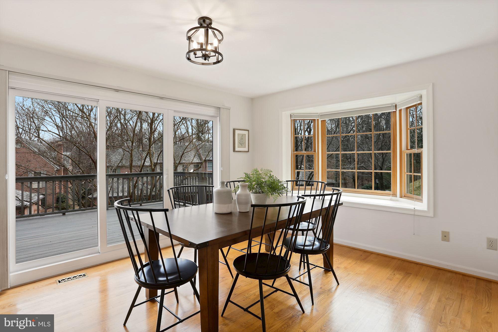 2677 Marcey Road Arlington, VA 22207 - Photo 14 of 43 Large Table Space