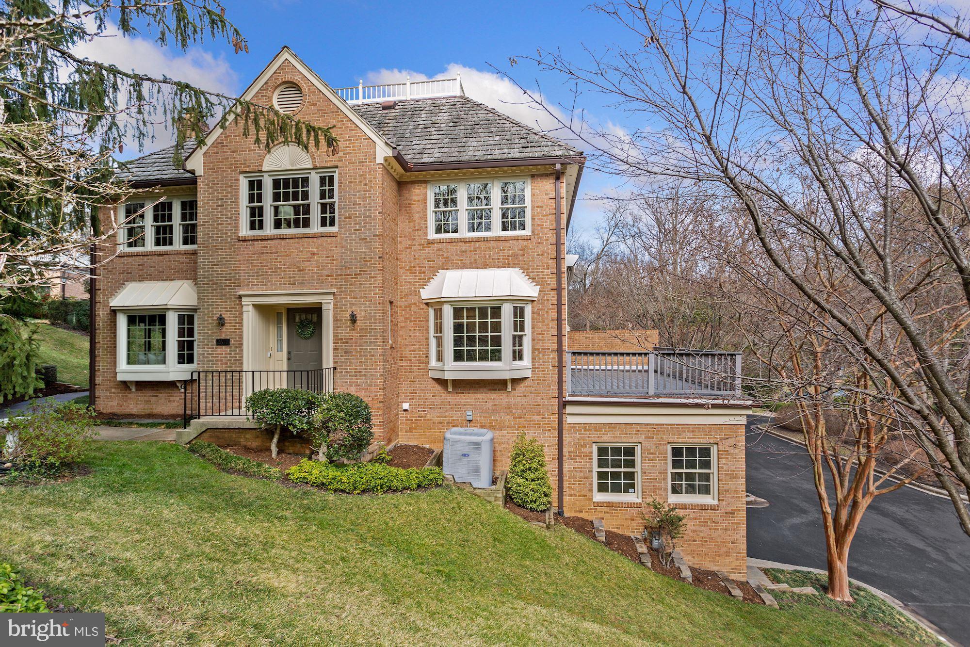 2677 Marcey Road Arlington, VA 22207 - Photo 2 of 43 Front View