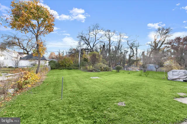 $375,000 | 813 Edmondson Avenue, Baltimore, MD 21228