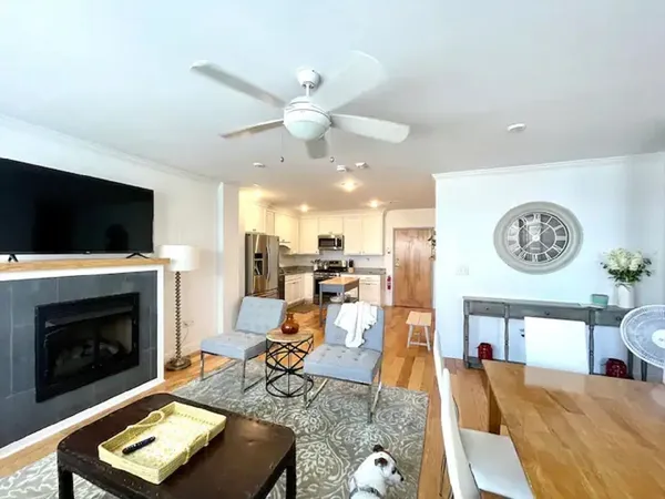 $4,400 | 1008 Tremont Street, Unit 2, Boston, MA 02120