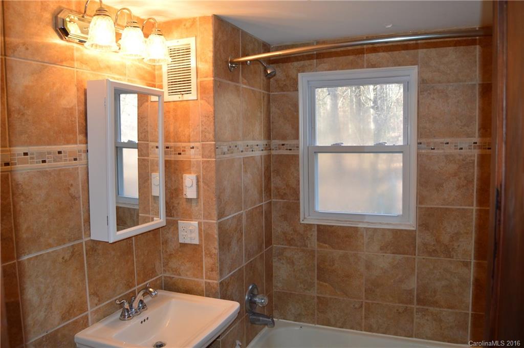 155 Sigmon Road Statesville, NC 28677 - Photo 4 of 13
