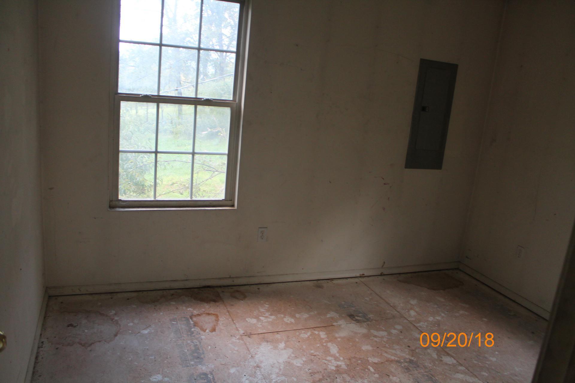 1925 Harding Road Blacksburg, VA 24060 - Photo 13 of 17 IMG_2134 dated