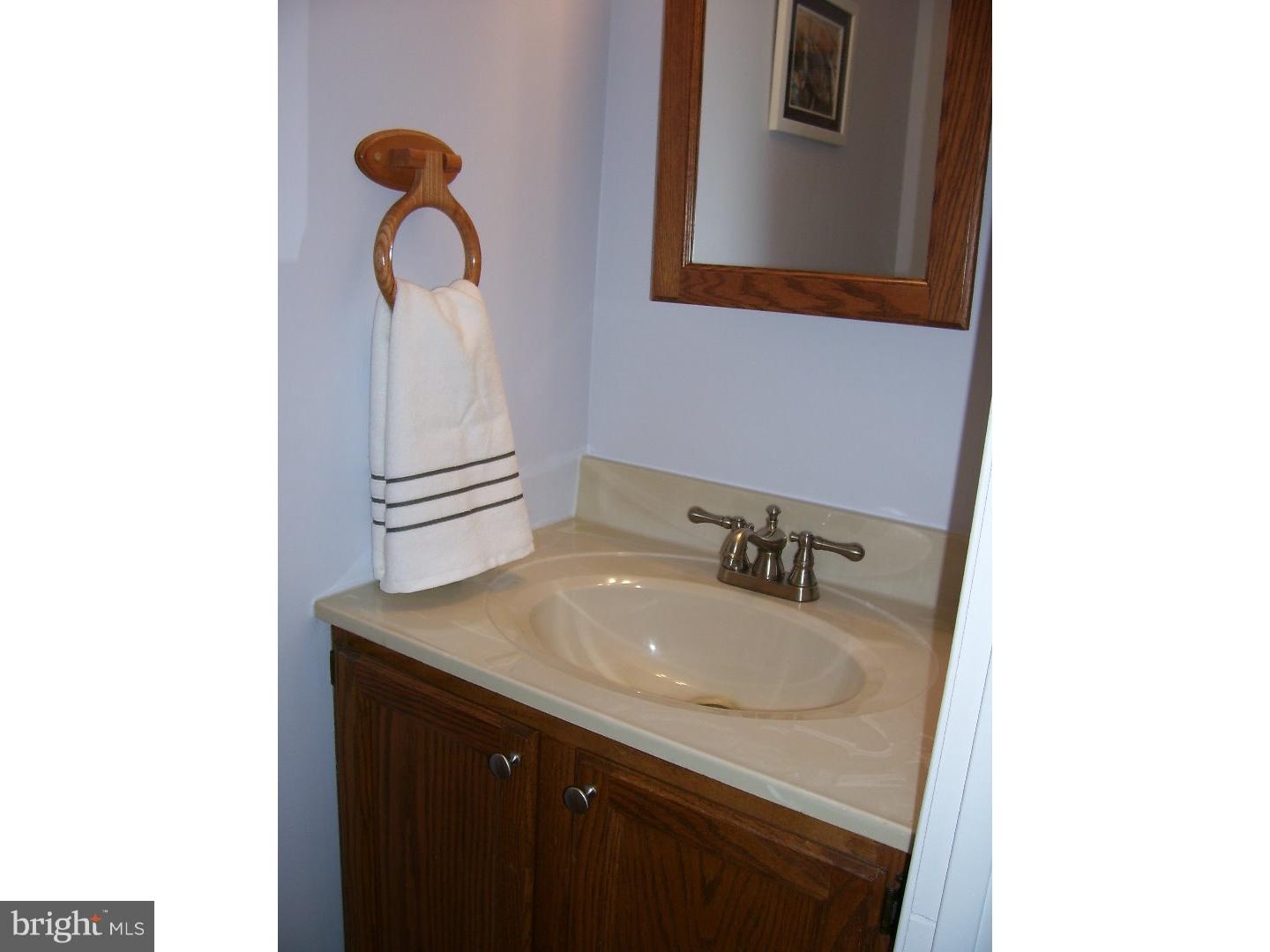 386 Scola Road Brookhaven, PA 19015 - Photo 7 of 15 Gallery Image 7
