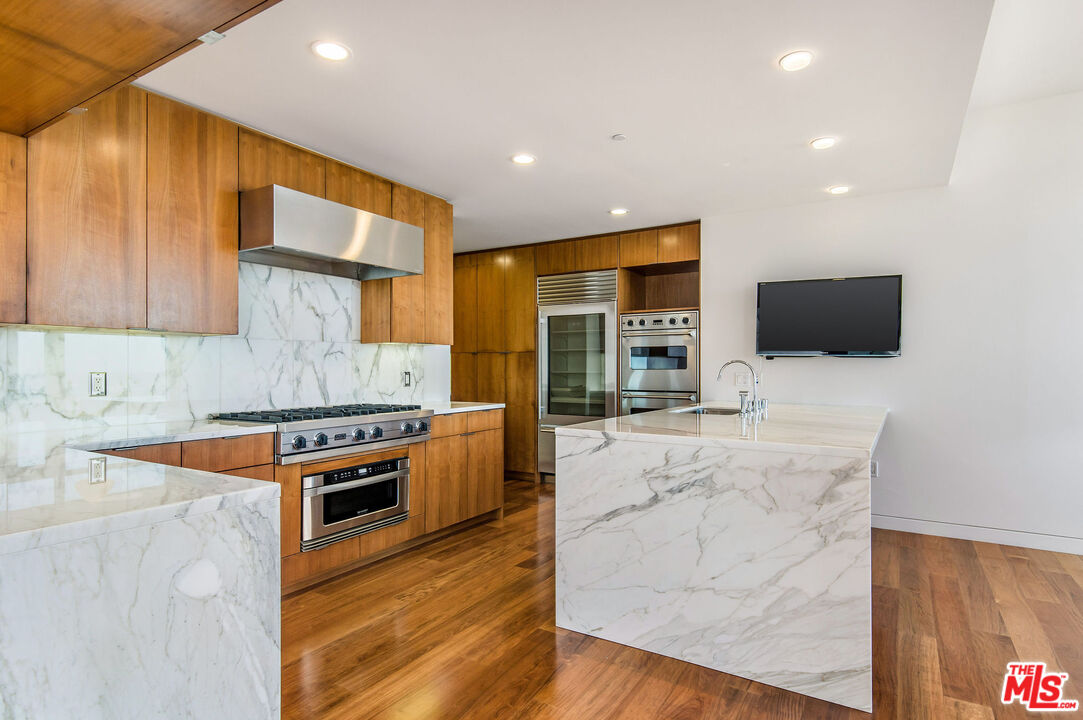 1 West Century Drive, Unit 24A Los Angeles, CA 90067 - Photo 11 of 49