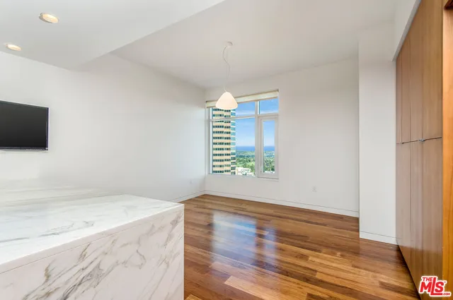 $7,200,000 | 1 West Century Drive, Unit 24A, Los Angeles, CA 90067