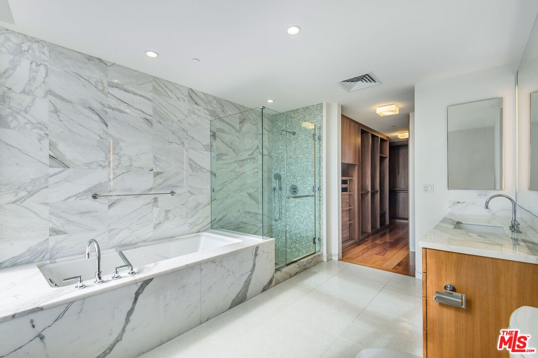 1 West Century Drive, Unit 24A Los Angeles, CA 90067 - Photo 19 of 49