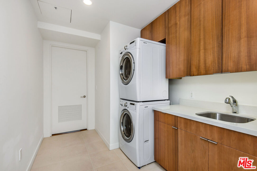 1 West Century Drive, Unit 24A Los Angeles, CA 90067 - Photo 27 of 49