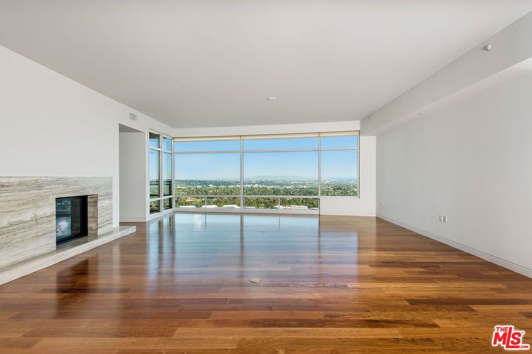 1 West Century Drive, Unit 24A Los Angeles, CA 90067 - Photo 4 of 49