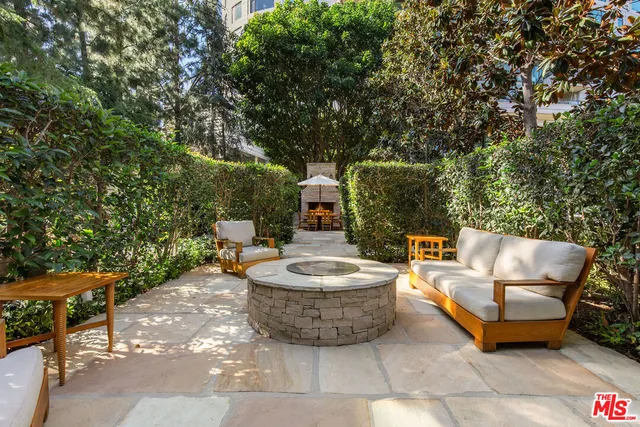 $7,200,000 | 1 West Century Drive, Unit 24A, Los Angeles, CA 90067