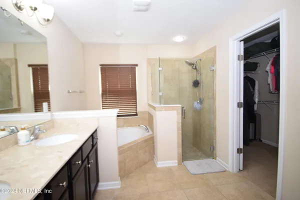 $2,100 | 12593 Itani Way, Jacksonville, FL 32226