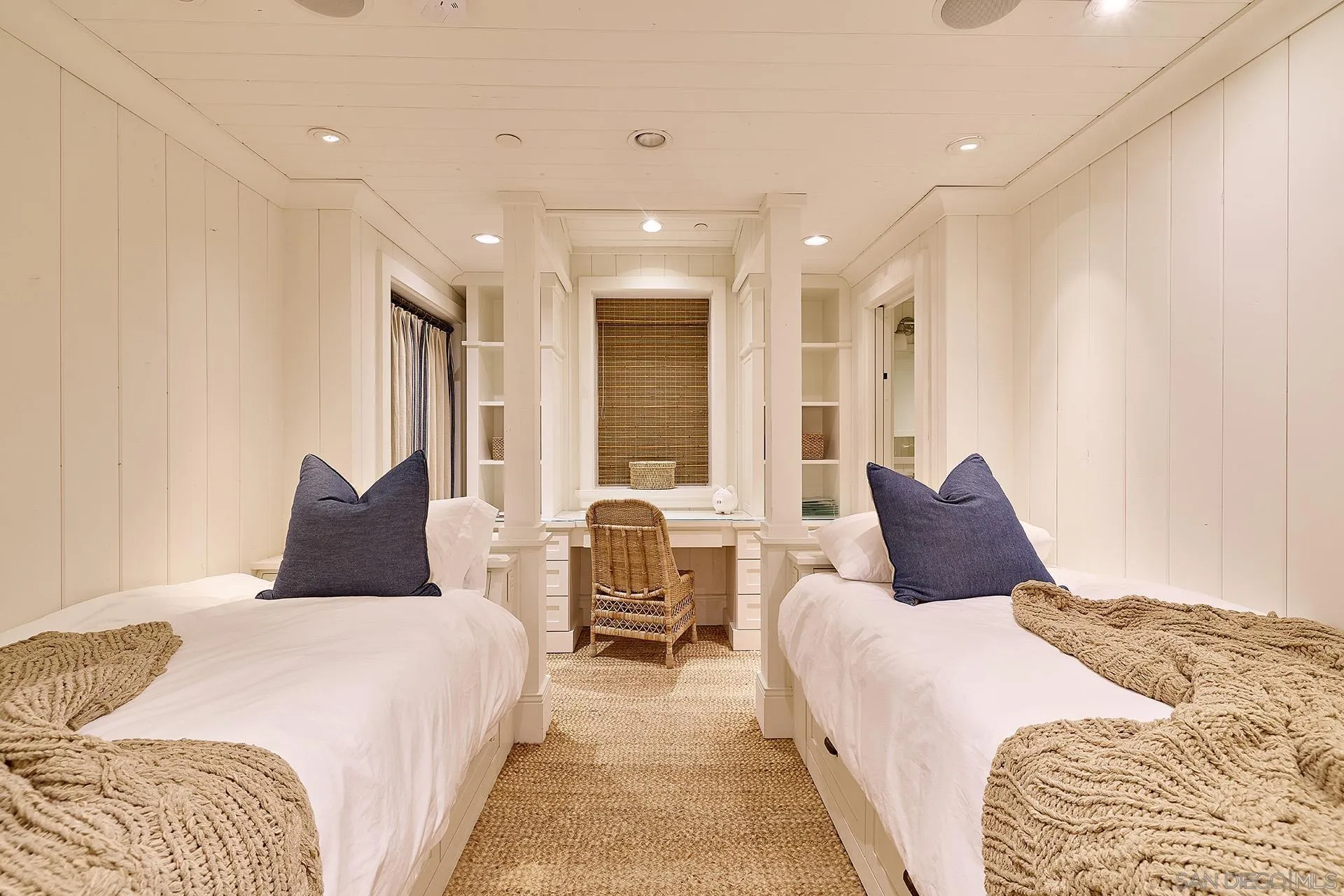 2720 Ocean Front Del Mar, CA 92014 - Photo 25 of 28