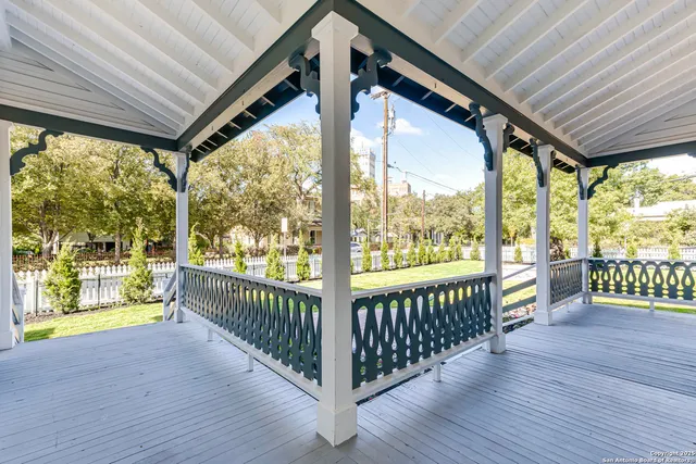 $2,380,000 | 1231 South Alamo Street, San Antonio, TX 78210