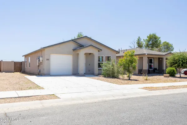 $197,000 | 181 West Douglas Avenue, Coolidge, AZ 85128