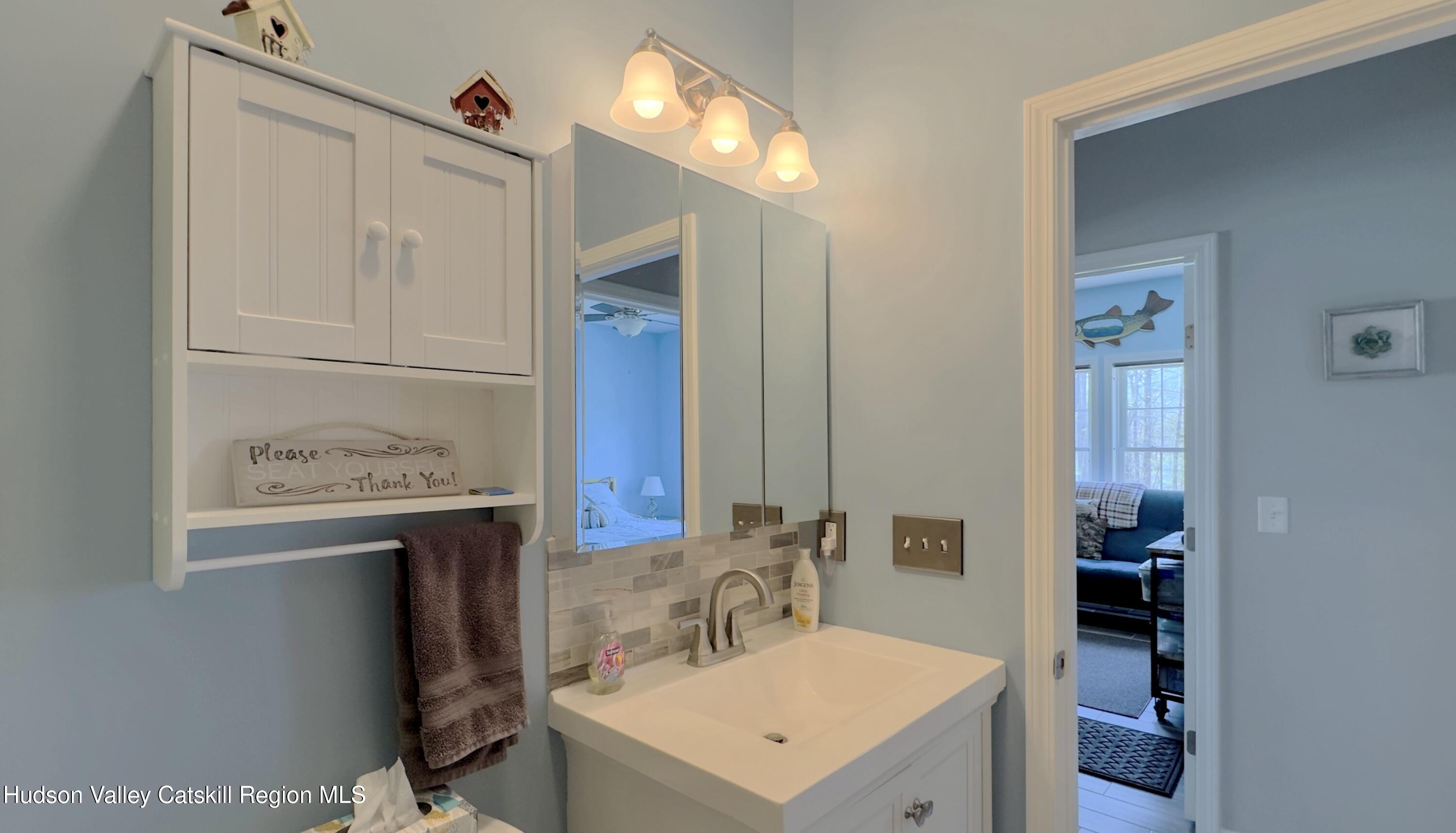 286 Sleepy Hollow Road Athens, NY 12015 - Photo 22 of 39 286 new bath a