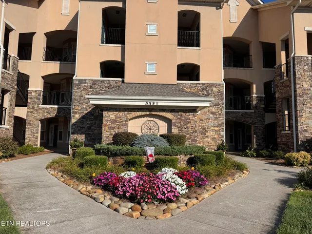 $2,000 | 555 Rarity Bay Parkway, Unit 302, Vonore, TN 37885