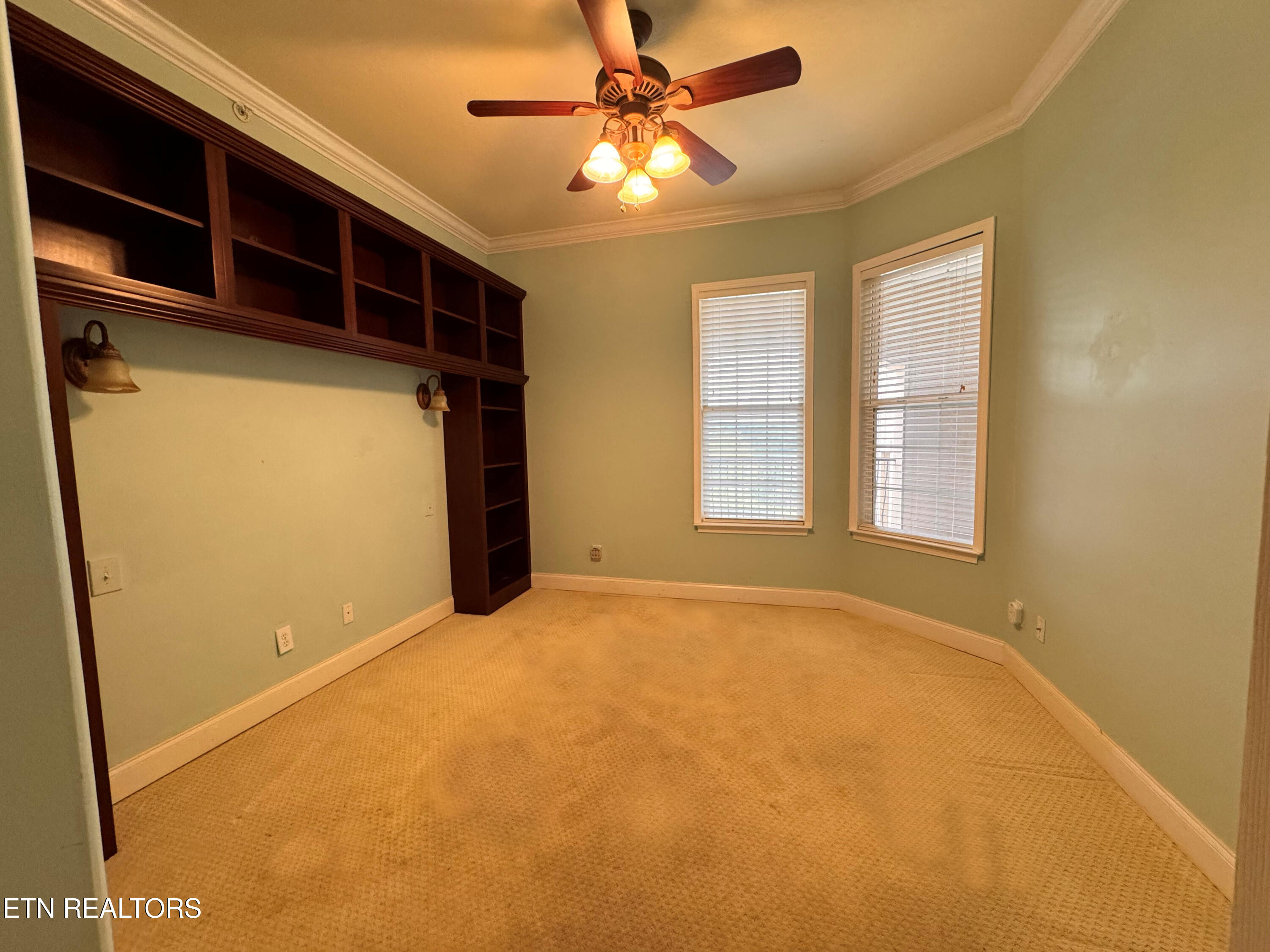 555 Rarity Bay Parkway, Unit 302 Vonore, TN 37885 - Photo 15 of 22 den