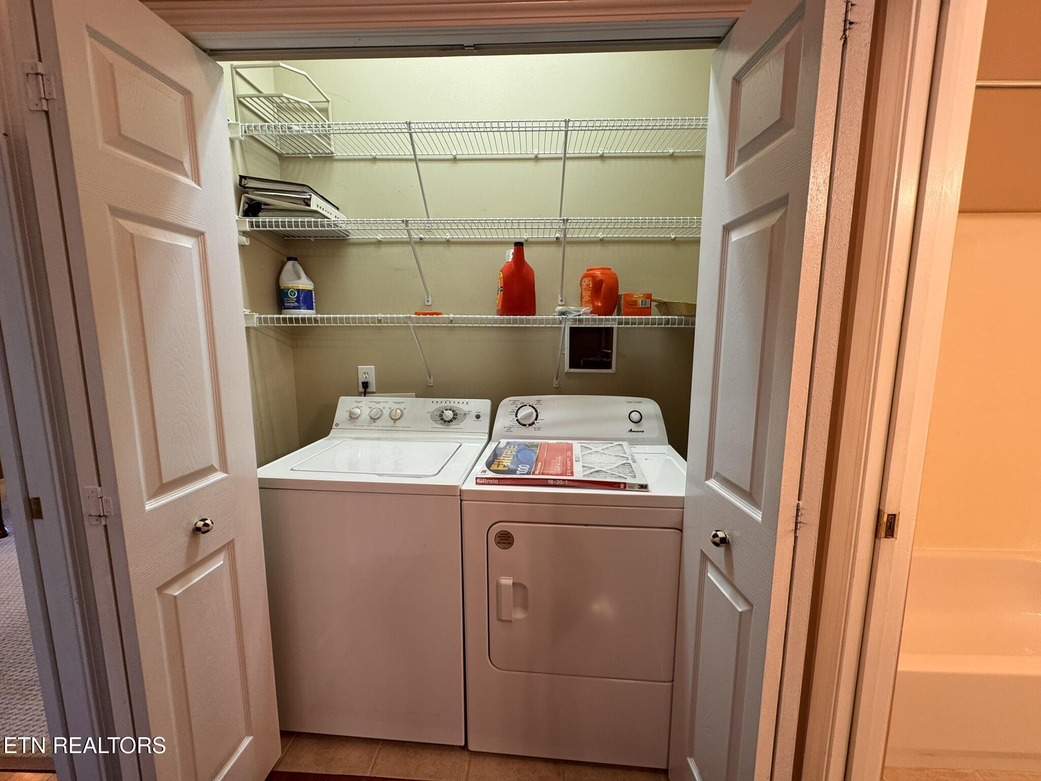 555 Rarity Bay Parkway, Unit 302 Vonore, TN 37885 - Photo 18 of 22 IMG_8299