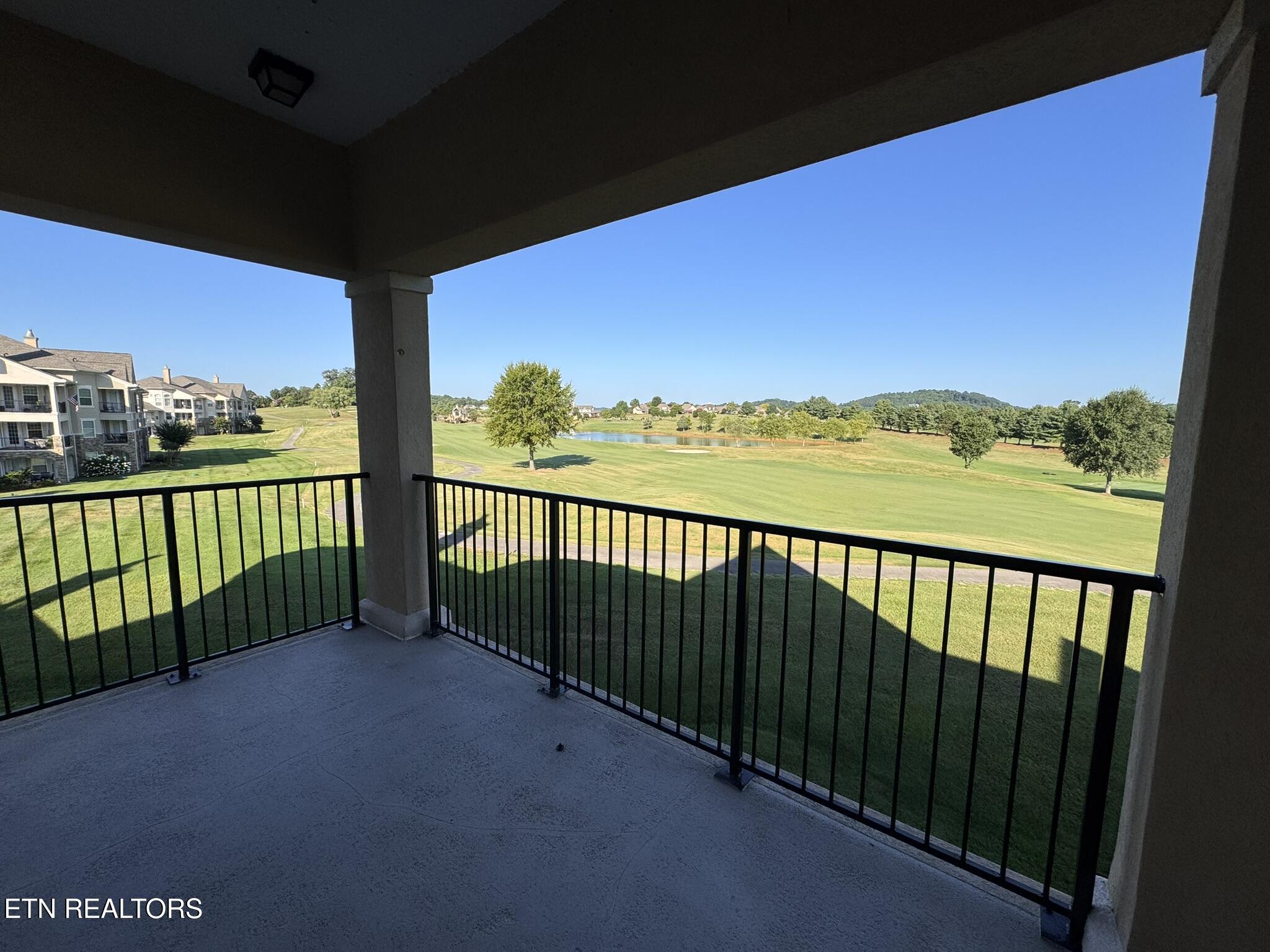 555 Rarity Bay Parkway, Unit 302 Vonore, TN 37885 - Photo 20 of 22 IMG_8295