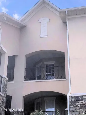 $2,000 | 555 Rarity Bay Parkway, Unit 302, Vonore, TN 37885