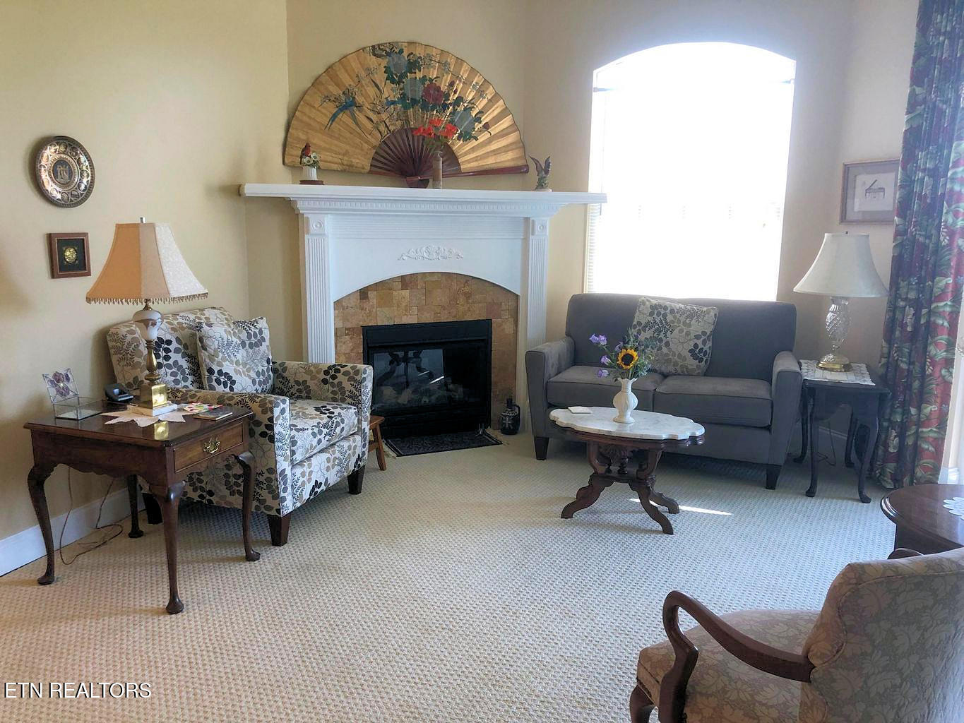 555 Rarity Bay Parkway, Unit 302 Vonore, TN 37885 - Photo 3 of 22 302 LR