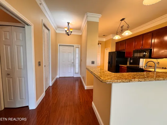 $2,000 | 555 Rarity Bay Parkway, Unit 302, Vonore, TN 37885