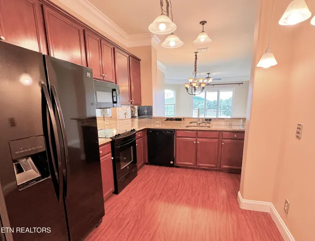 $2,000 | 555 Rarity Bay Parkway, Unit 302, Vonore, TN 37885