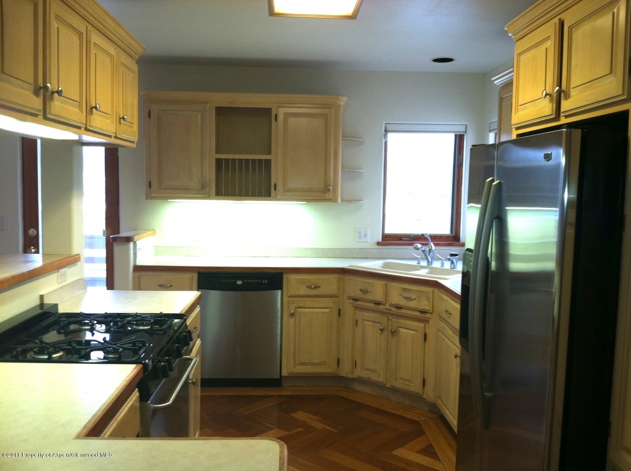 600 Surrey Road Carbondale, CO 81623 - Photo 4 of 5 Kitchen