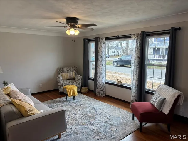 $264,900 | 210 North Elm Street, Breese, IL 62230