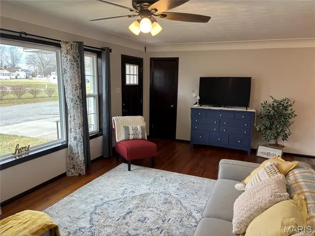 $264,900 | 210 North Elm Street, Breese, IL 62230