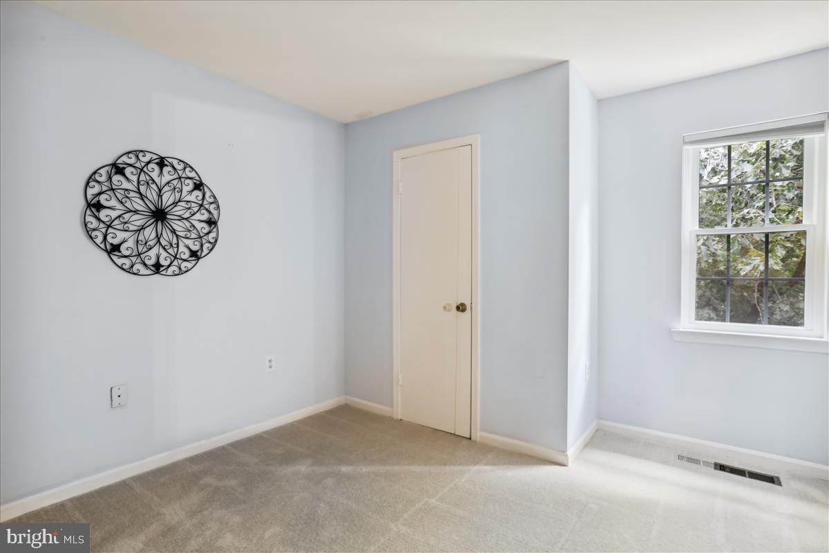11972 Sentinel Point Court Reston, VA 20191 - Photo 23 of 45 Bedroom #3
