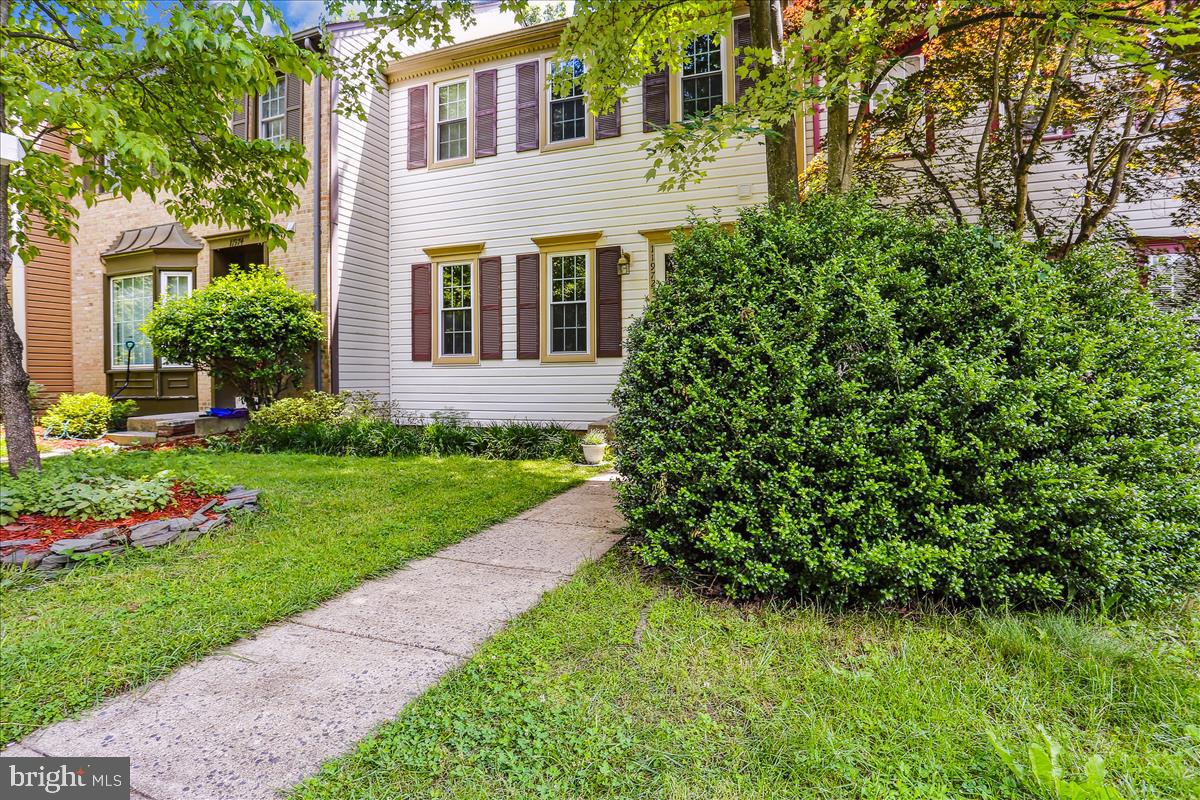 11972 Sentinel Point Court Reston, VA 20191 - Photo 33 of 45 Front walkway and grassy area