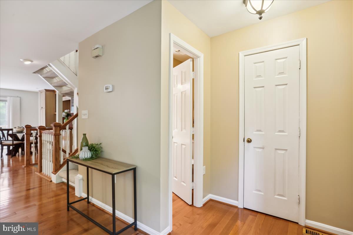 11972 Sentinel Point Court Reston, VA 20191 - Photo 9 of 45