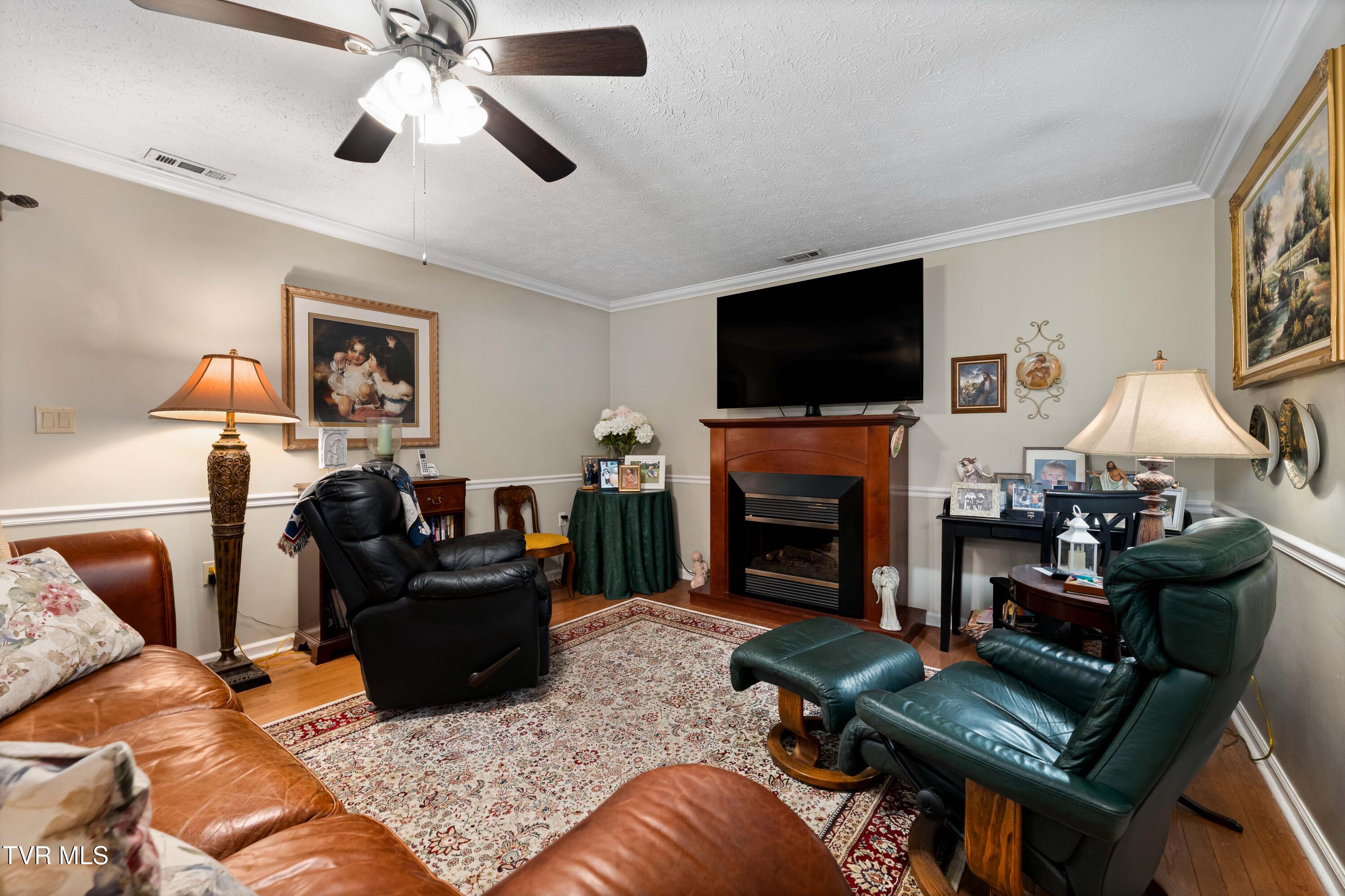 508 Hickory Road Bristol, TN 37620 - Photo 16 of 36 508 Hickory Rd (23 of 37)