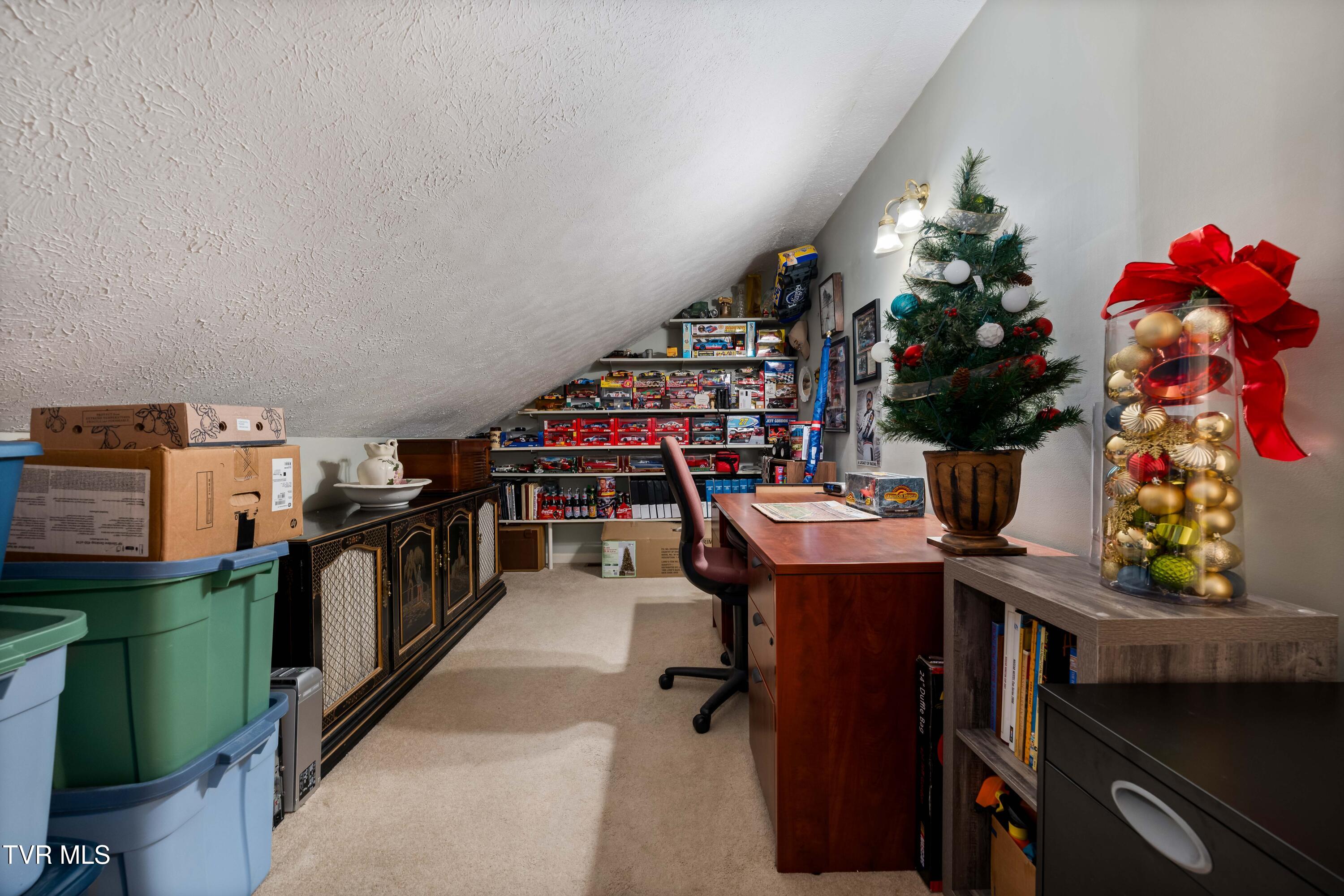 508 Hickory Road Bristol, TN 37620 - Photo 24 of 36 508 Hickory Rd (31 of 37)