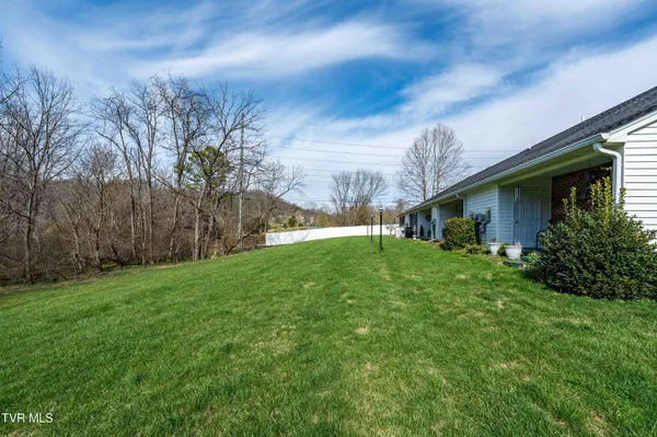 $220,000 | 508 Hickory Road, Bristol, TN 37620