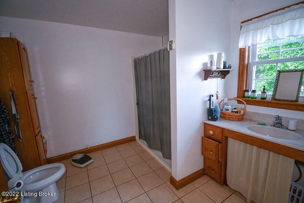 6446 Helena Road Mayslick, KY 41055 - Photo 27 of 68 39128_8