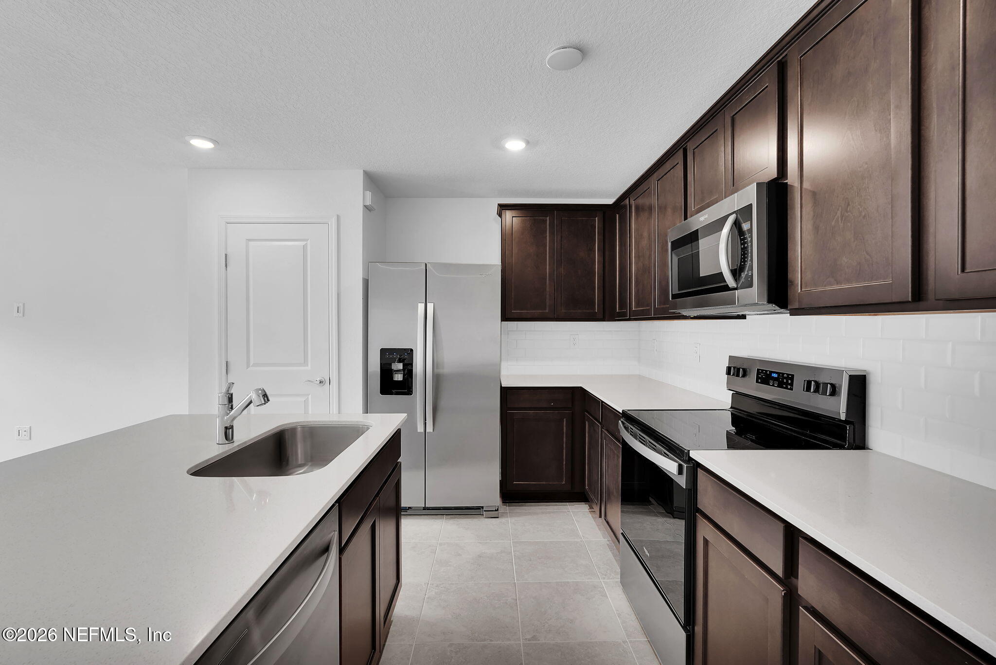 1874 Normandy Pnes Lane Jacksonville, FL 32221 - Photo 6 of 20 Landmark Gourmet Kitchen