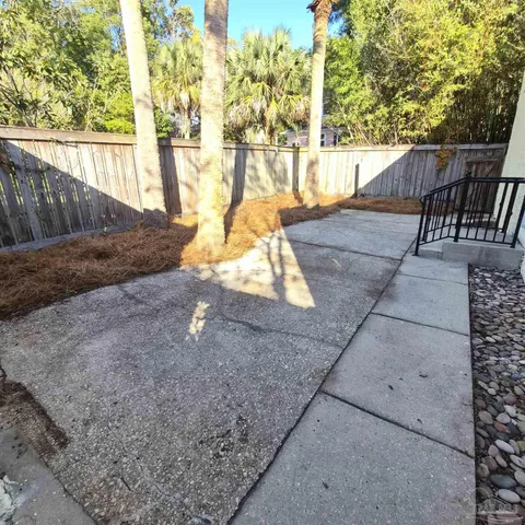 $325,000 | 422 West De Soto Street, Pensacola, FL 32501