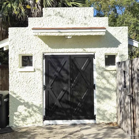 a view of a fireplace