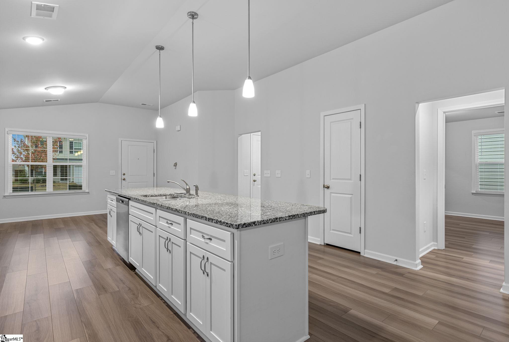 24 Chalet Court Anderson, SC 29621 - Photo 12 of 39