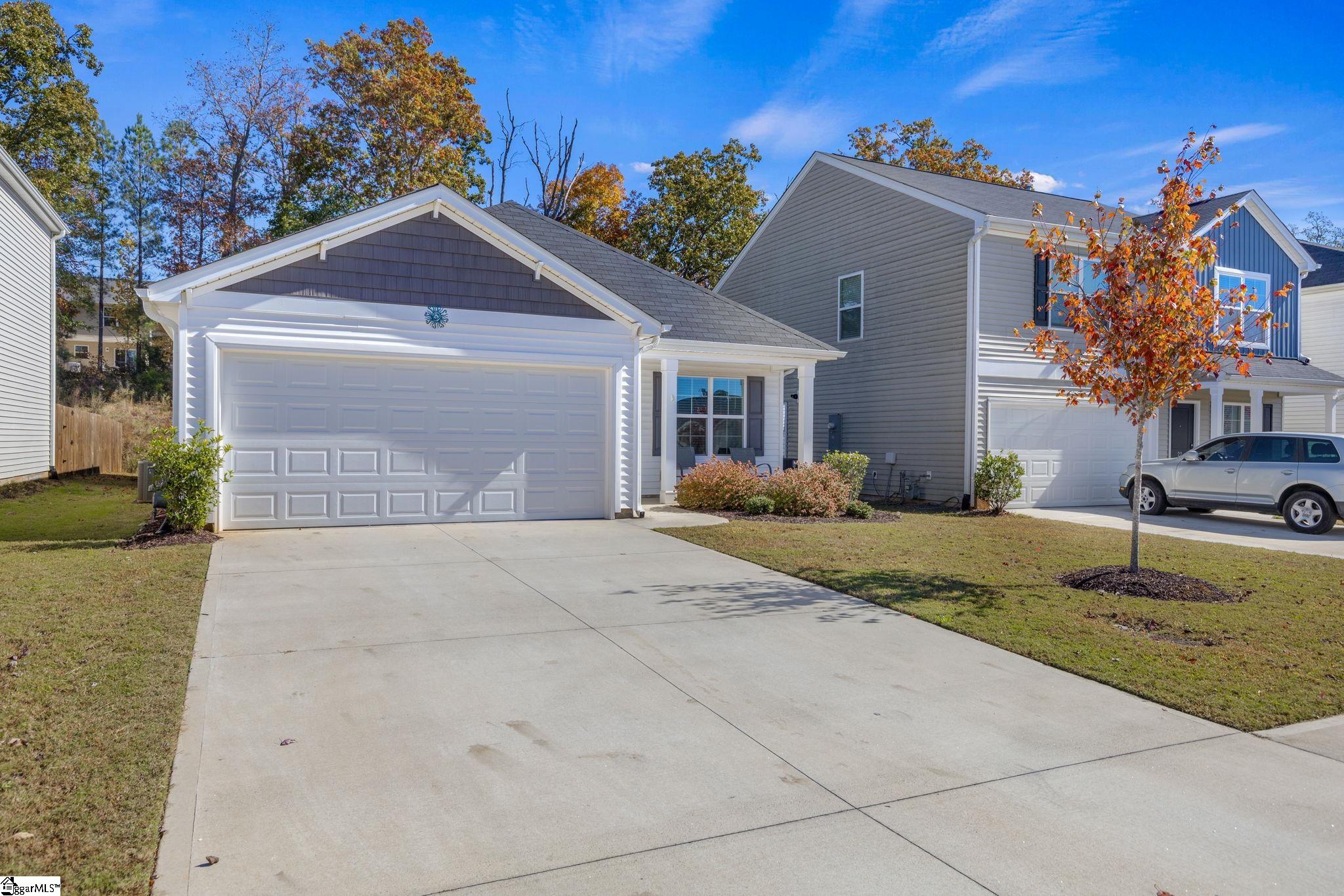 24 Chalet Court Anderson, SC 29621 - Photo 3 of 39