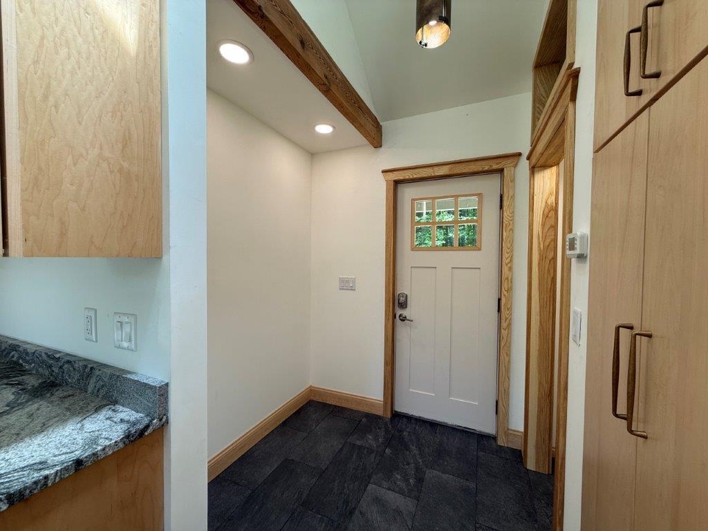 139 Ibey Road Enfield, NH 03748 - Photo 4 of 52
