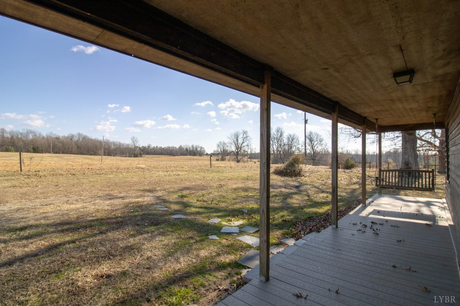 3039 T N Snow Road Nathalie, VA 24577 - Photo 4 of 50