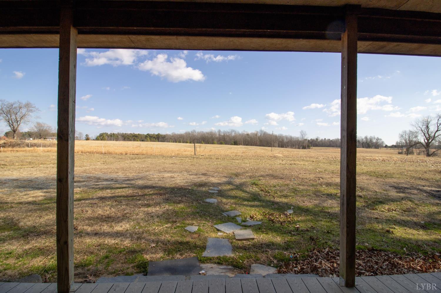 3039 T N Snow Road Nathalie, VA 24577 - Photo 5 of 50 a view of ocean from a window