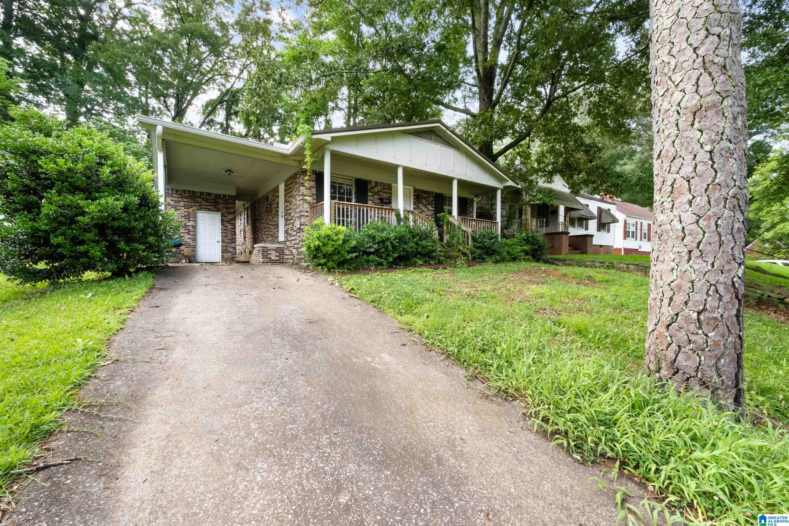 1218 Jupiter Street Gadsden, AL 35901 - Photo 1 of 18
