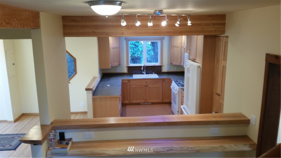 4232 Rural Avenue Bellingham, WA 98226 - Photo 11 of 23