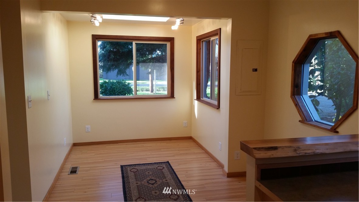 4232 Rural Avenue Bellingham, WA 98226 - Photo 10 of 23