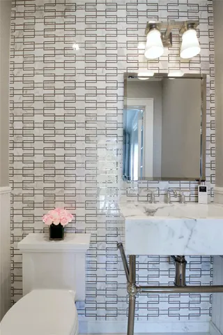 $5,498,000 | 30 Bonnie Heights Road, Manhasset, NY 11030