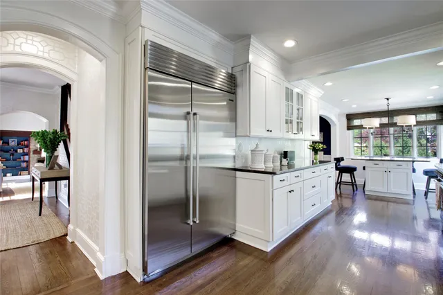 $5,498,000 | 30 Bonnie Heights Road, Manhasset, NY 11030