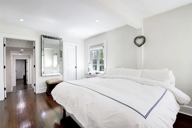 $5,498,000 | 30 Bonnie Heights Road, Manhasset, NY 11030